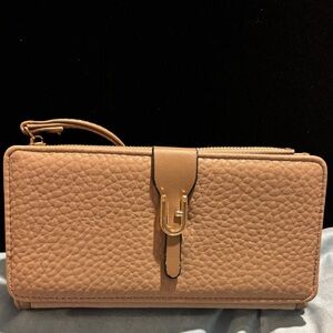 Chic Tan Women's Wallet with Gold Accent